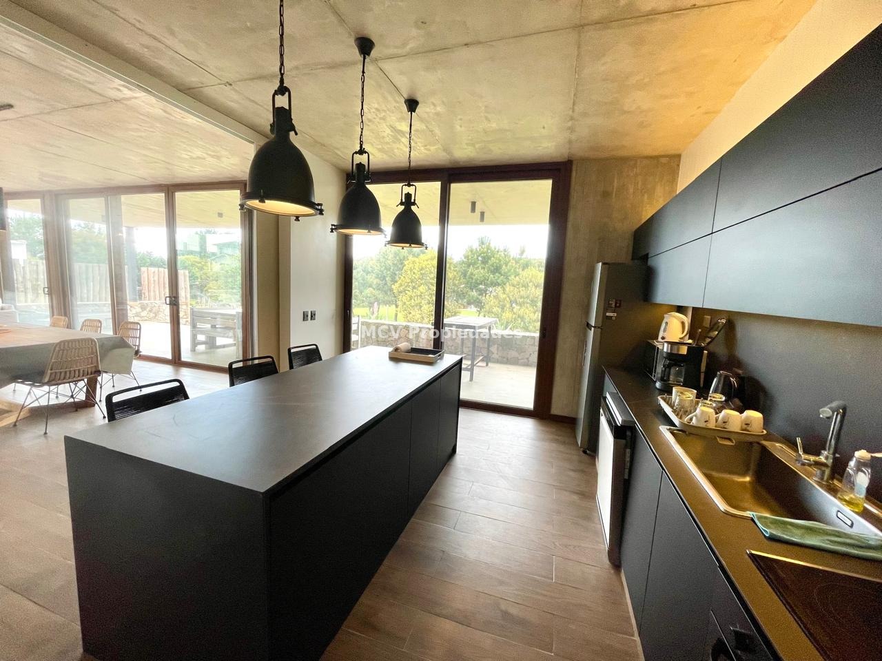 RESIDENCIAL II 195 p/8 pax, 4 dorm -3 en suite — foto 9