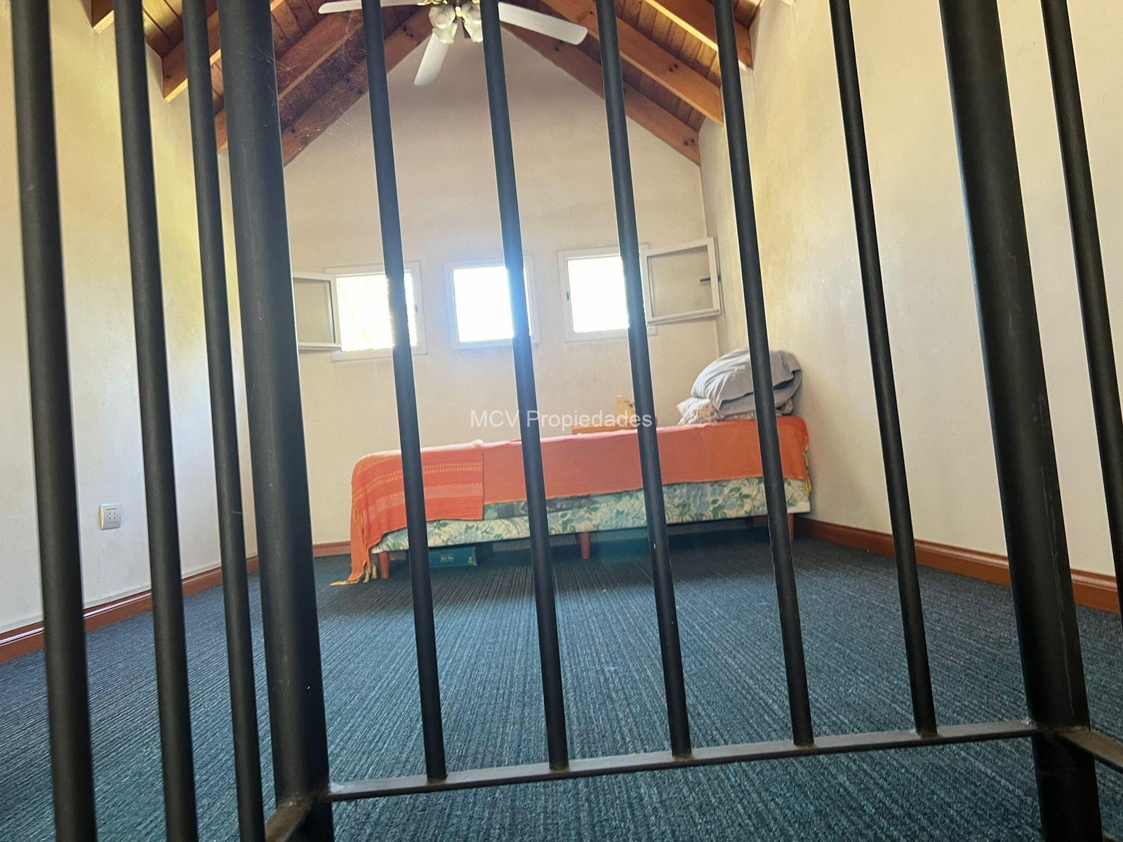 CLUB EL CARMEN- Casa amplia sobre lotazo — foto 3