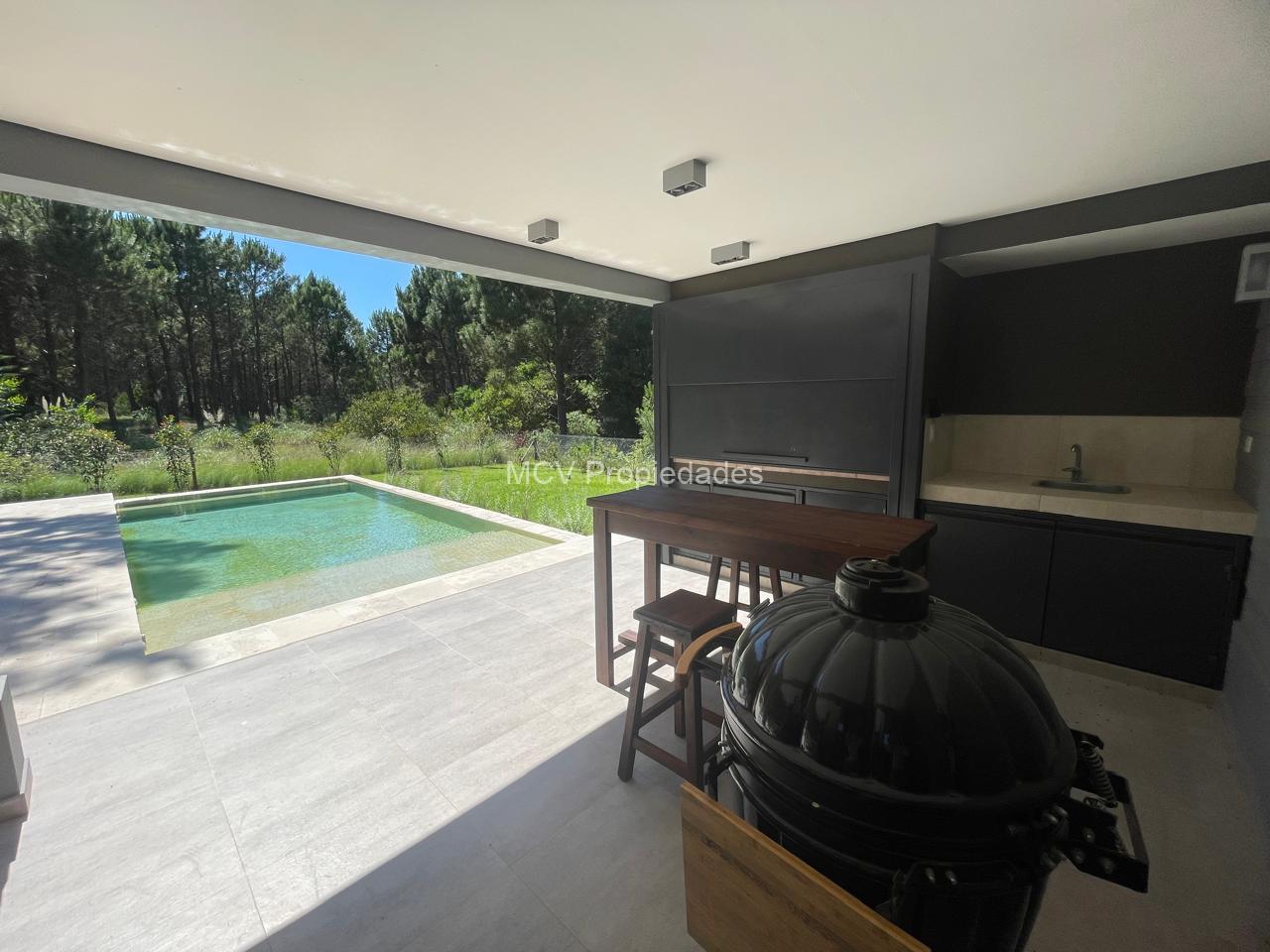 RESIDENCIAL 1 121 p/8-10 pax c/pileta — foto 2
