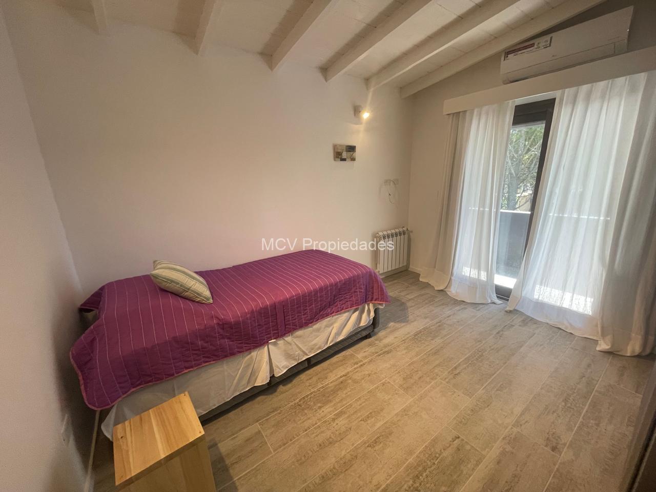 RESIDENCIAL 1 121 p/8-10 pax c/pileta — foto 5