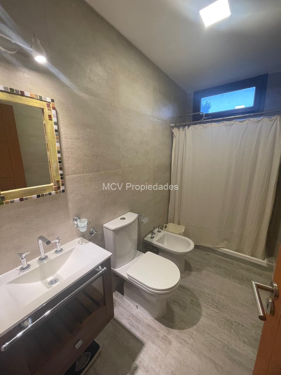 RESIDENCIAL 1 121 p/8-10 pax c/pileta — foto 12
