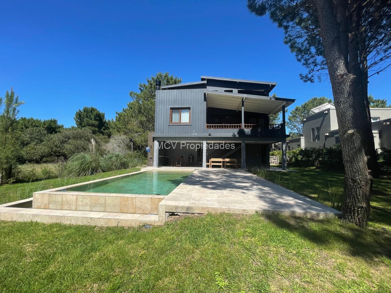 RESIDENCIAL 1 121 p/8-10 pax c/pileta — foto 26