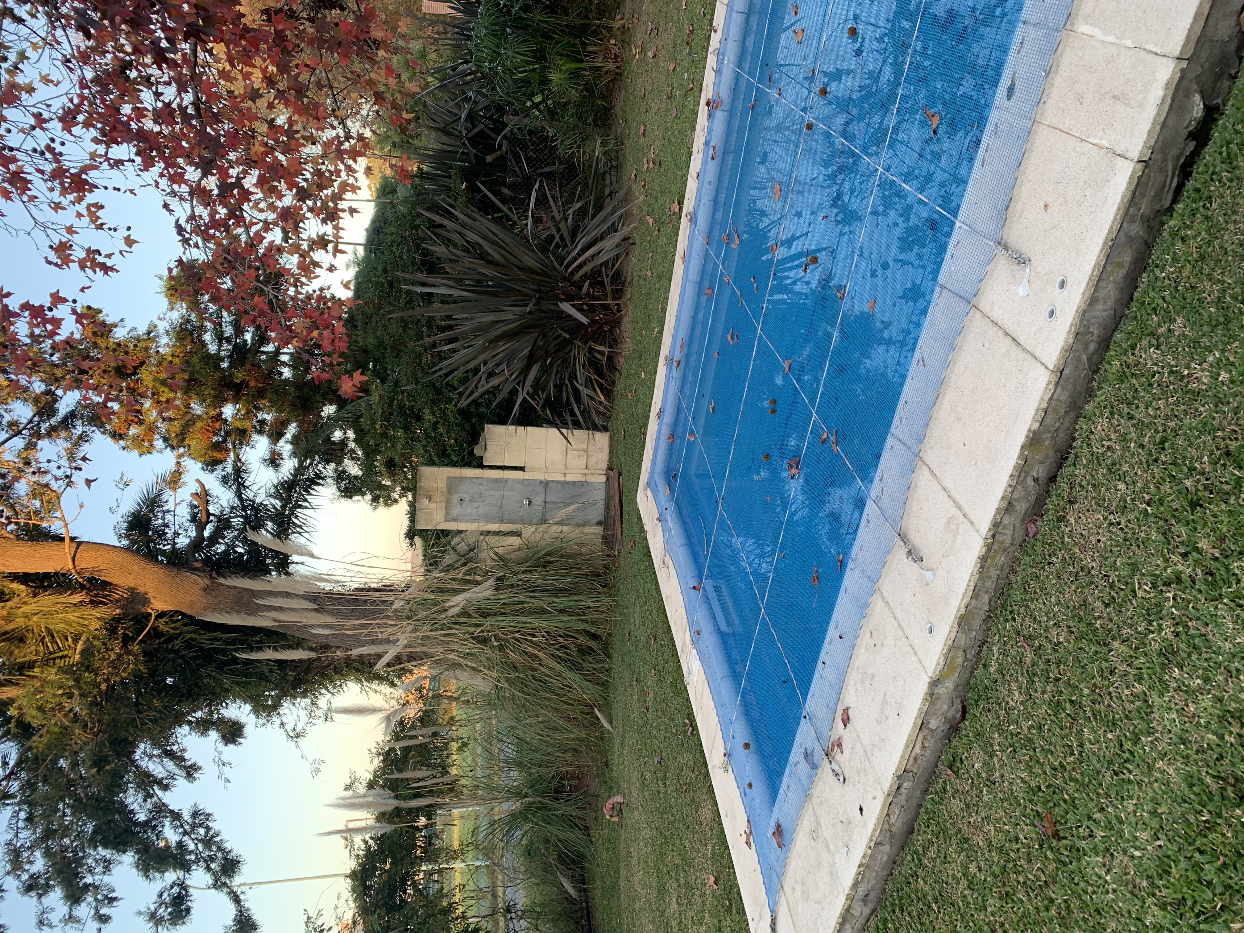 CLUB EL CARMEN - Casa estilo cabaña moderna con pileta — foto 22