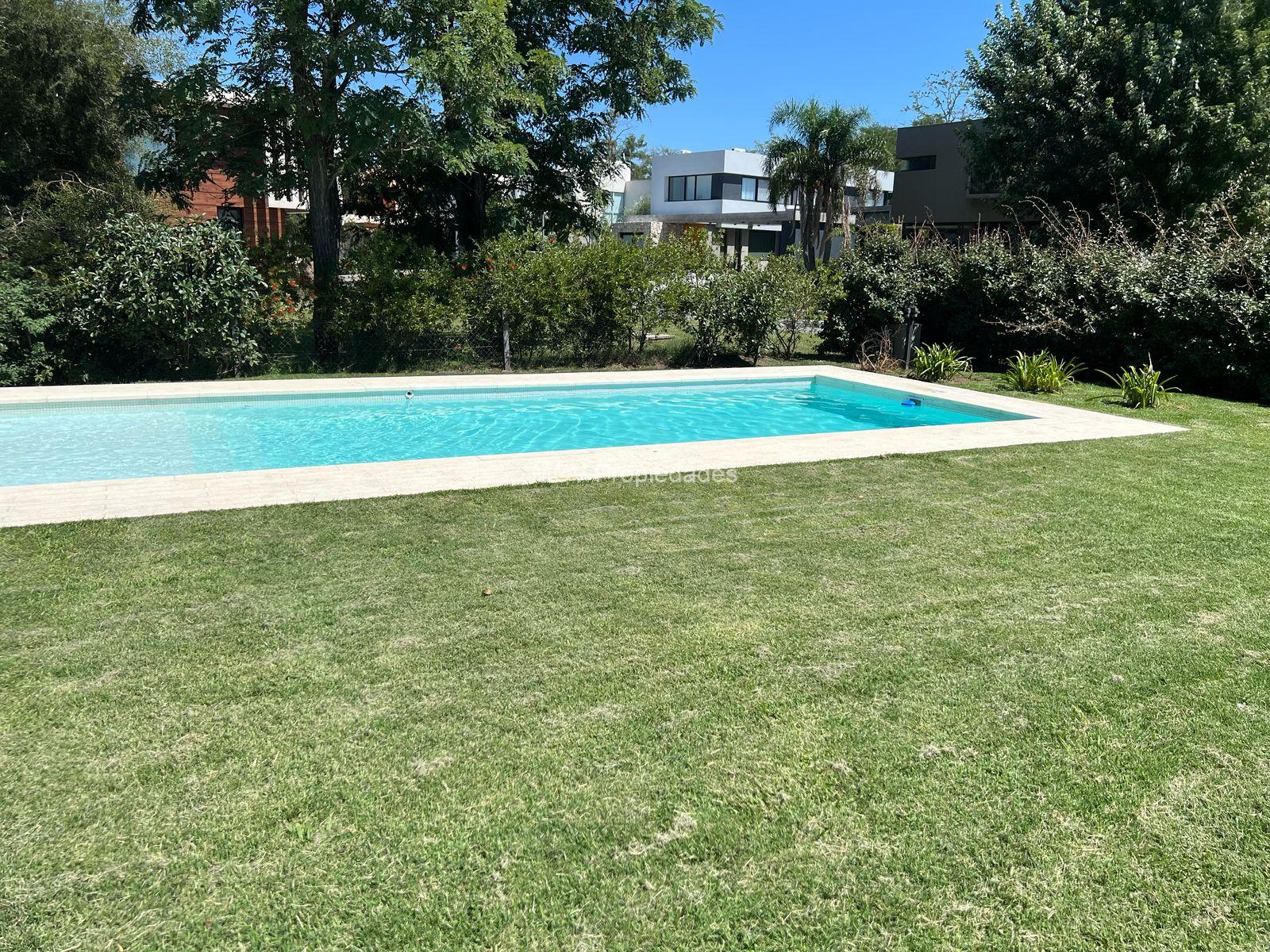 GREENVILLE - Espectacular casa en esquina, 5 dorm -3 de ellos en suite- c/pileta — foto 3