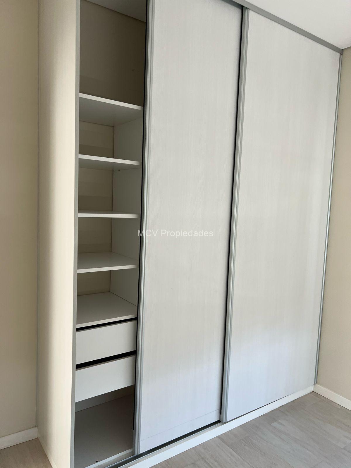 GREENVILLE - Espectacular casa en esquina, 5 dorm -3 de ellos en suite- c/pileta — foto 12