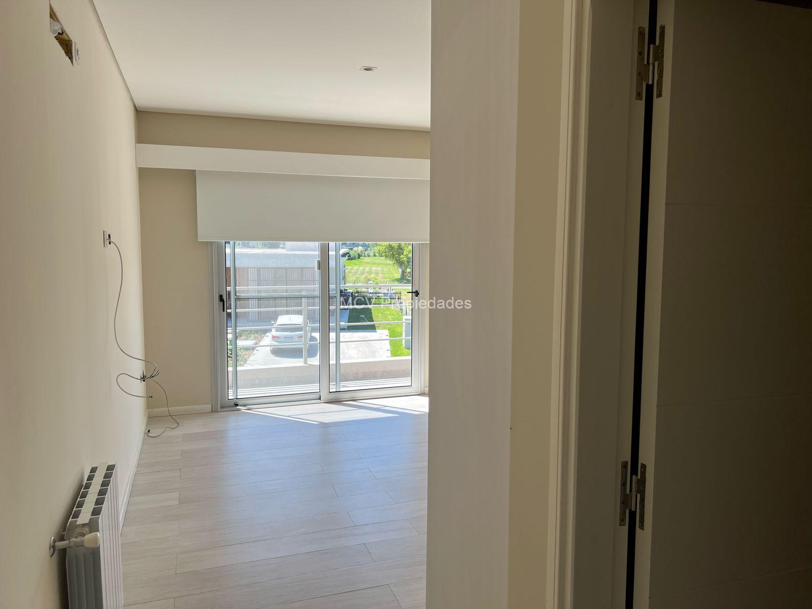 GREENVILLE - Espectacular casa en esquina, 5 dorm -3 de ellos en suite- c/pileta — foto 15