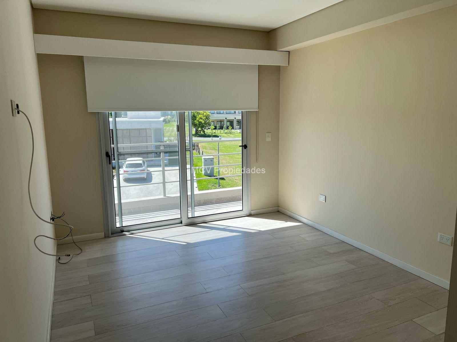 GREENVILLE - Espectacular casa en esquina, 5 dorm -3 de ellos en suite- c/pileta — foto 16
