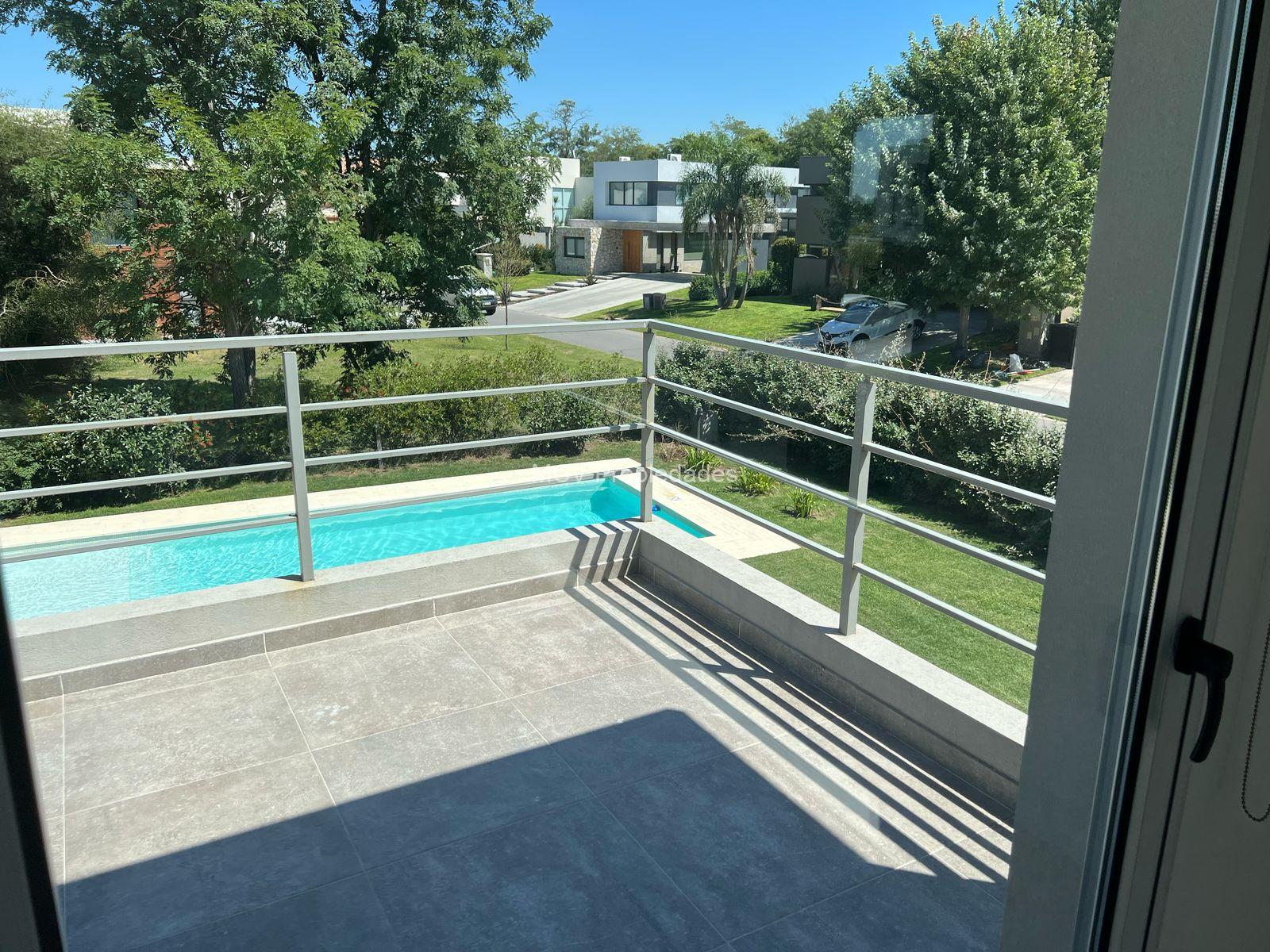 GREENVILLE - Espectacular casa en esquina, 5 dorm -3 de ellos en suite- c/pileta — foto 18