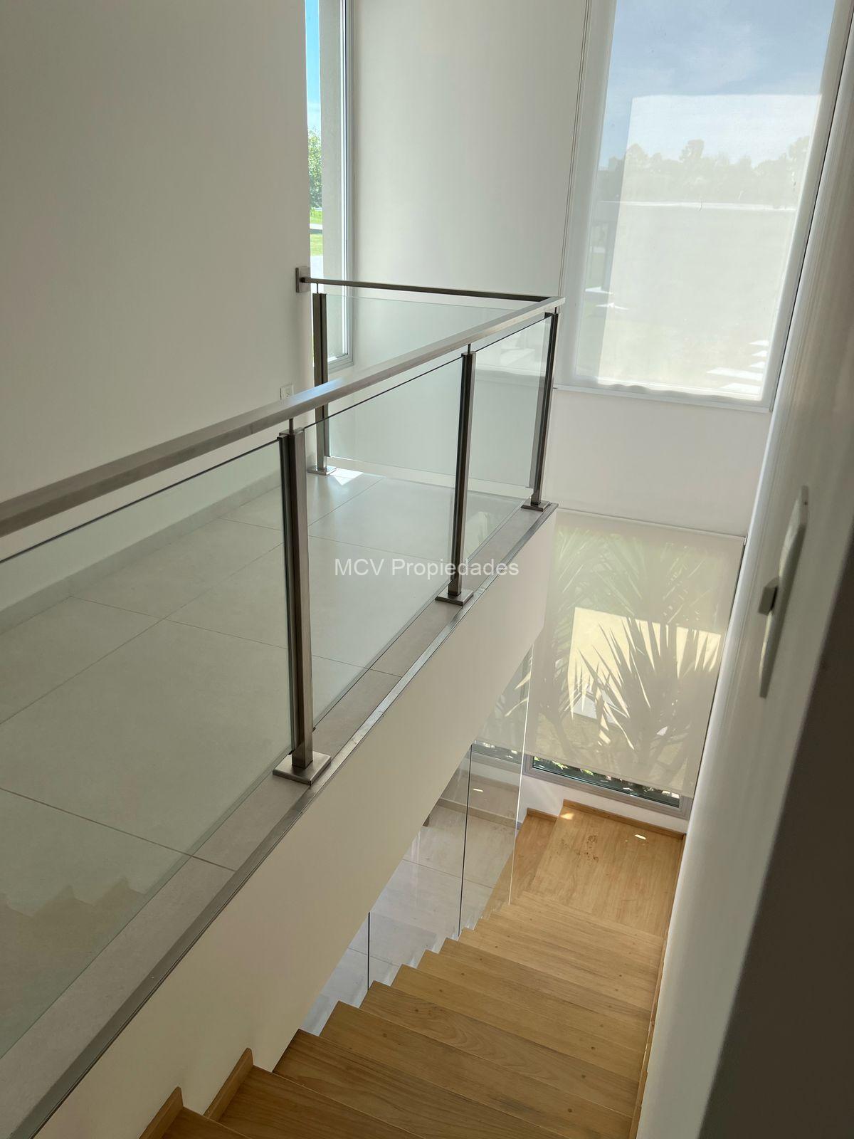 GREENVILLE - Espectacular casa en esquina, 5 dorm -3 de ellos en suite- c/pileta — foto 26
