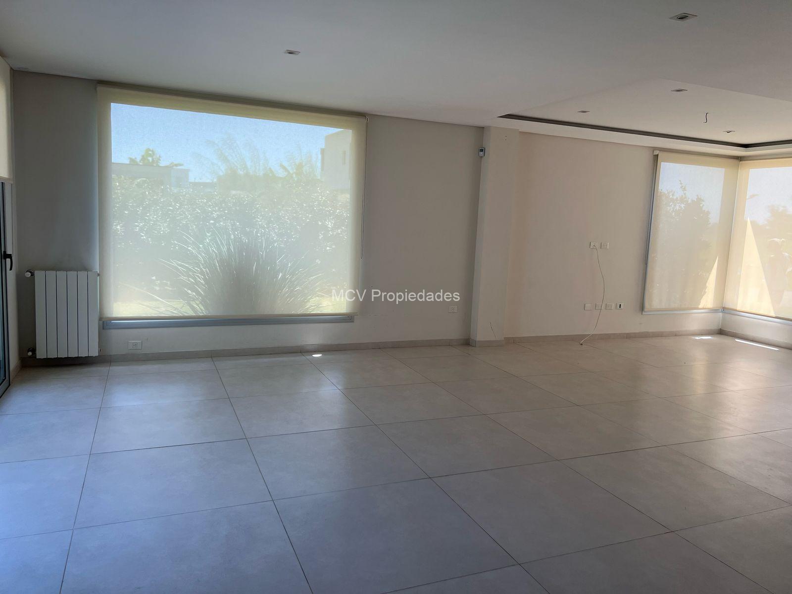 GREENVILLE - Espectacular casa en esquina, 5 dorm -3 de ellos en suite- c/pileta — foto 34