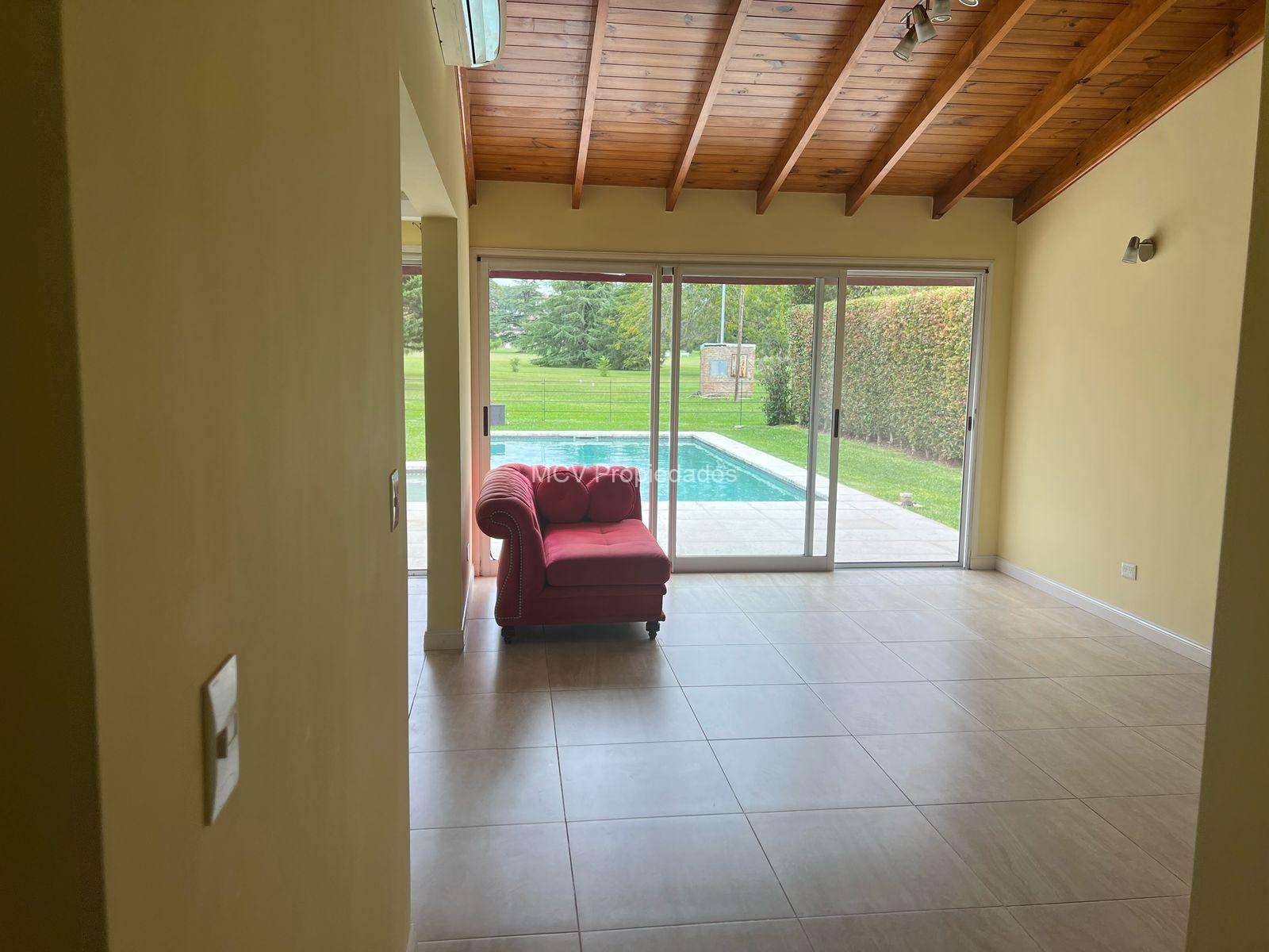 CLUB EL CARMEN - Casa en una planta c/pileta FONDO LIBRE!!! impecable — foto 28