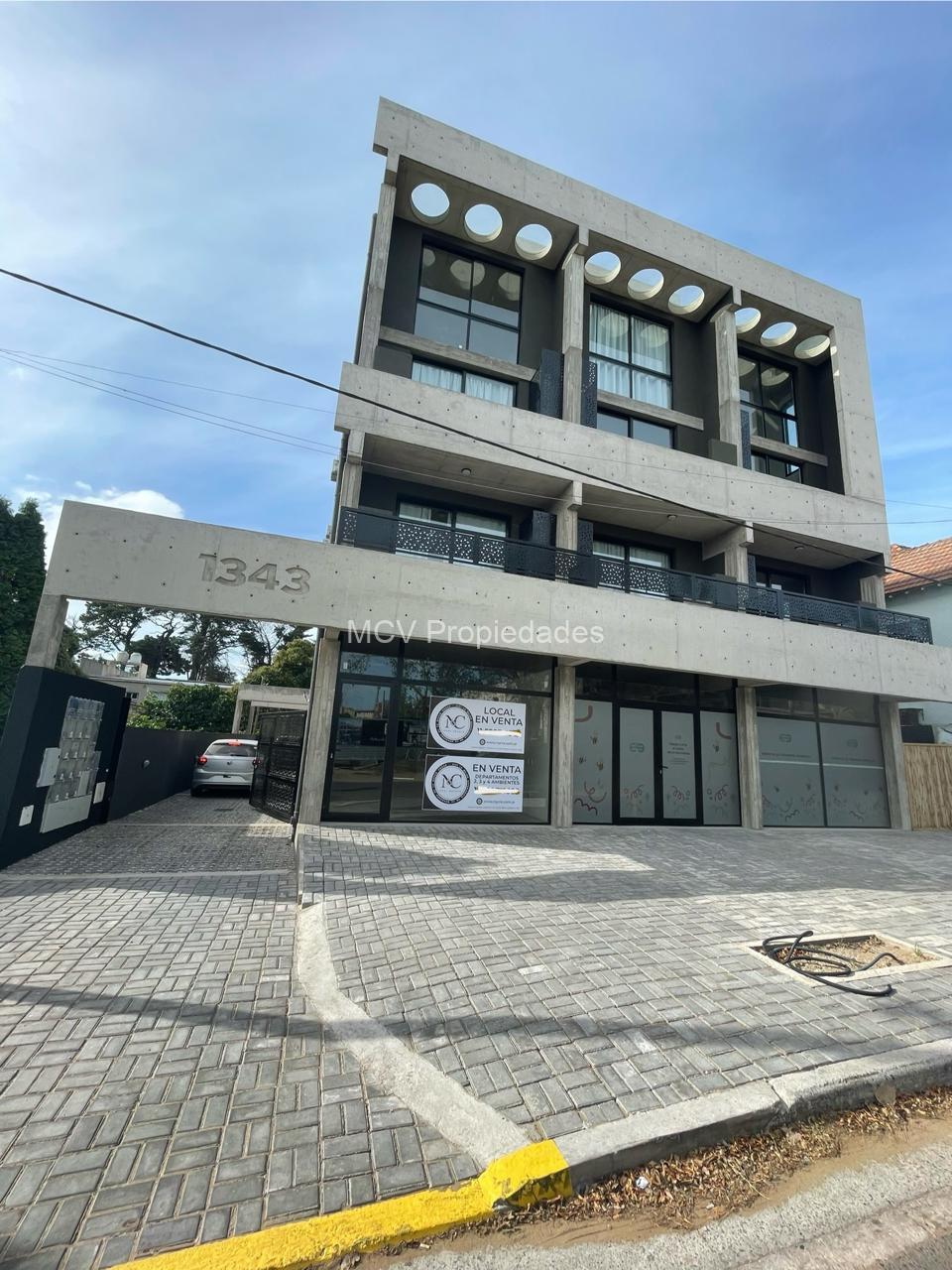 PINAMAR-Depto 2 dormitorios – Venta