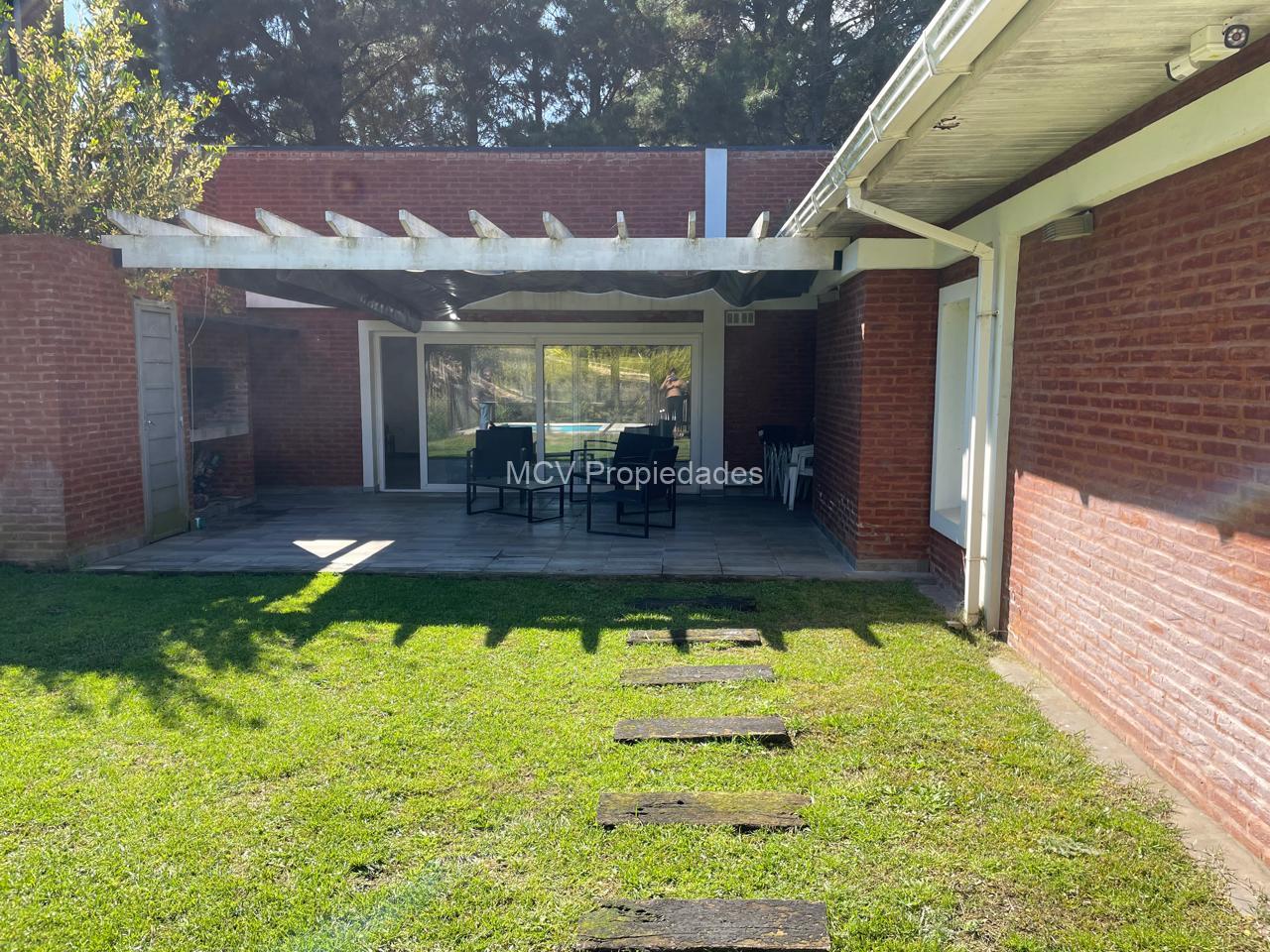 ECUESTRE 81 p/ 8 pax c/pileta cercada y climatizador solar - EN VENTA ¡OPORTUNIDAD!! — foto 6