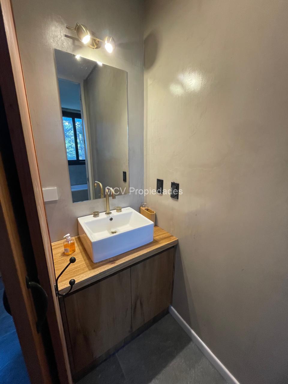 SENDEROS IV 339 moderna de hormigón- 4 dorm +playroom — foto 8