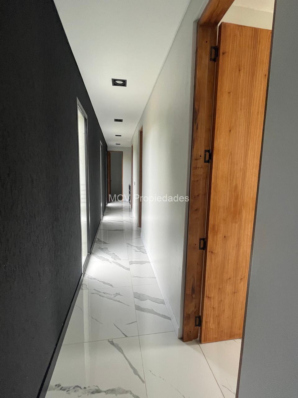 SENDEROS III 411 6 dorm c/pileta — foto 29