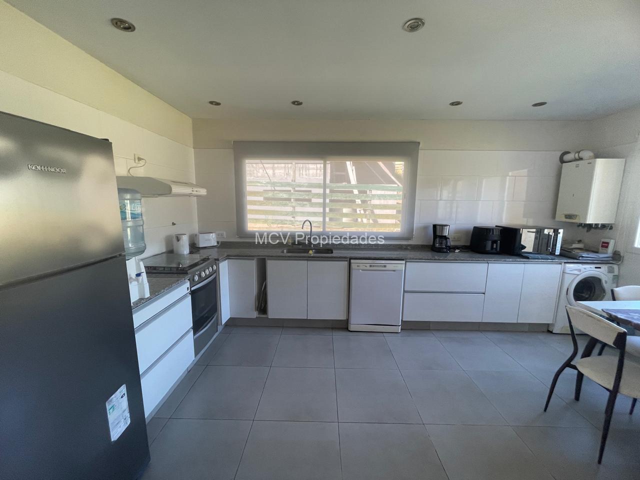 DEPORTIVA 23 p/10 pax c/piscina cercada. TB EN VENTA-OPORTUNIDAD! — foto 10