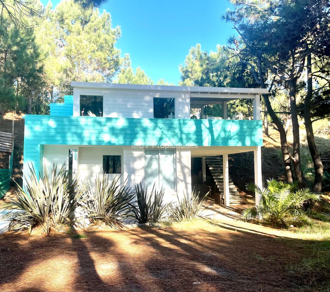 DEPORTIVA lote 327 – 4 dorm – a metros del sector deportivo!!