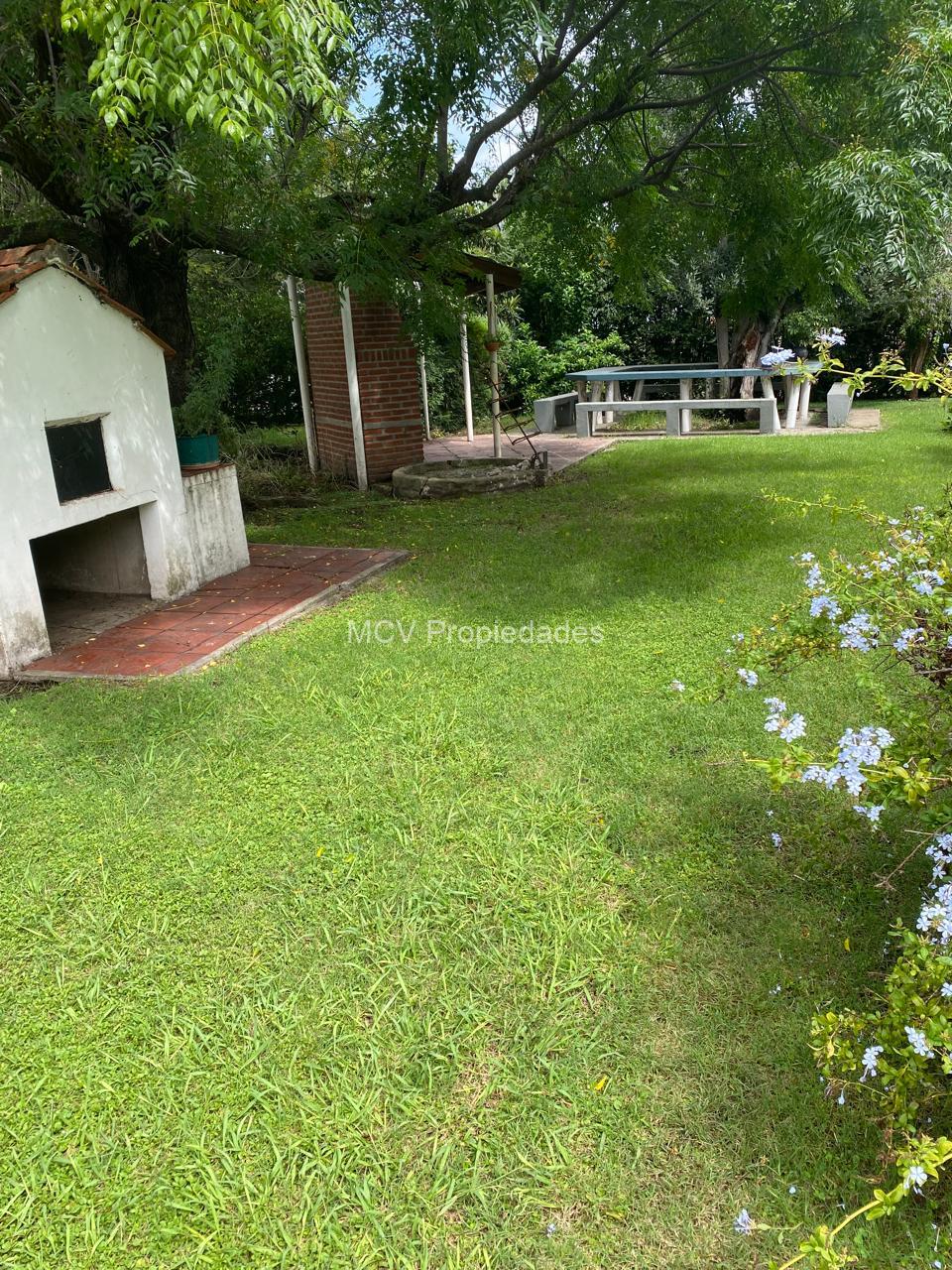 CASA QUINTA sobre lote de cuarto de manzana - en Bosques, a 300 mts de Cno. Belgrano — foto 8