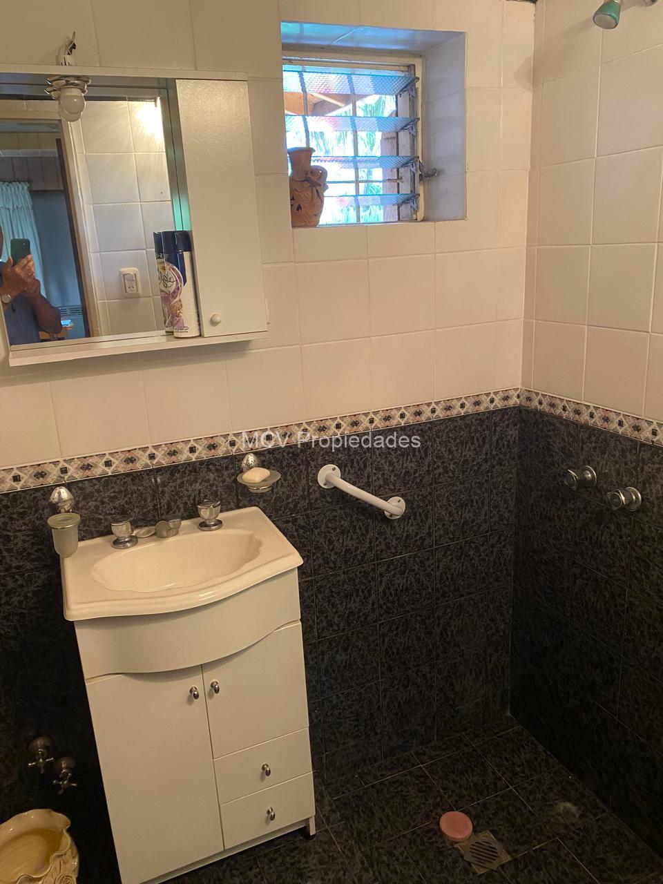 CASA QUINTA sobre lote de cuarto de manzana - en Bosques, a 300 mts de Cno. Belgrano — foto 23