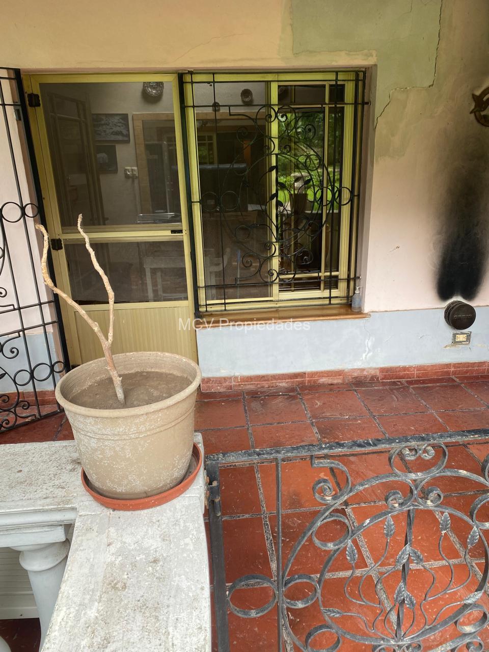 CASA QUINTA sobre lote de cuarto de manzana - en Bosques, a 300 mts de Cno. Belgrano — foto 32