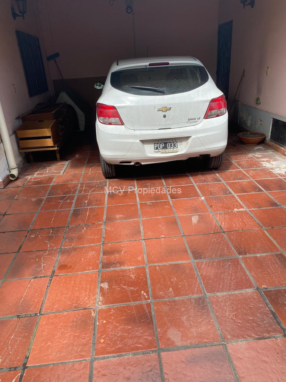 CASA QUINTA sobre lote de cuarto de manzana - en Bosques, a 300 mts de Cno. Belgrano — foto 33