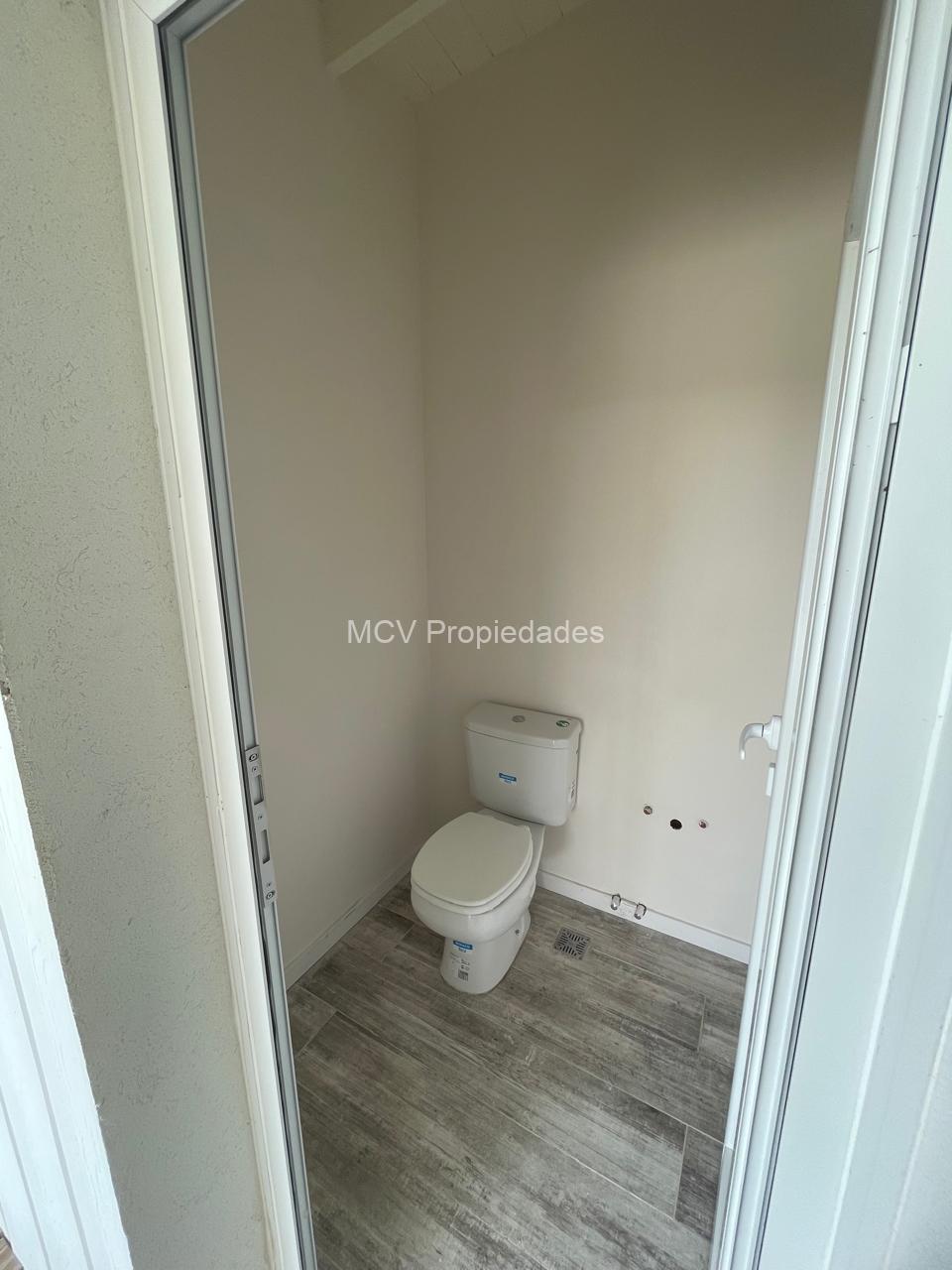 ECUESTRE 360 a Estrenar! Estilo Californiana 4 Dorm con Piscina — foto 3