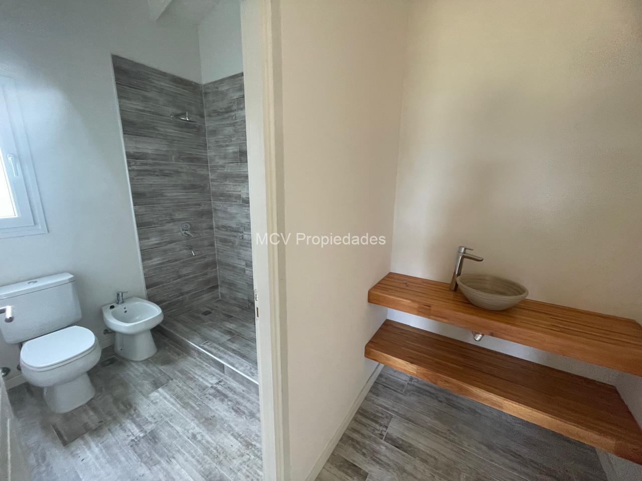 ECUESTRE 360 a Estrenar! Estilo Californiana 4 Dorm con Piscina — foto 9
