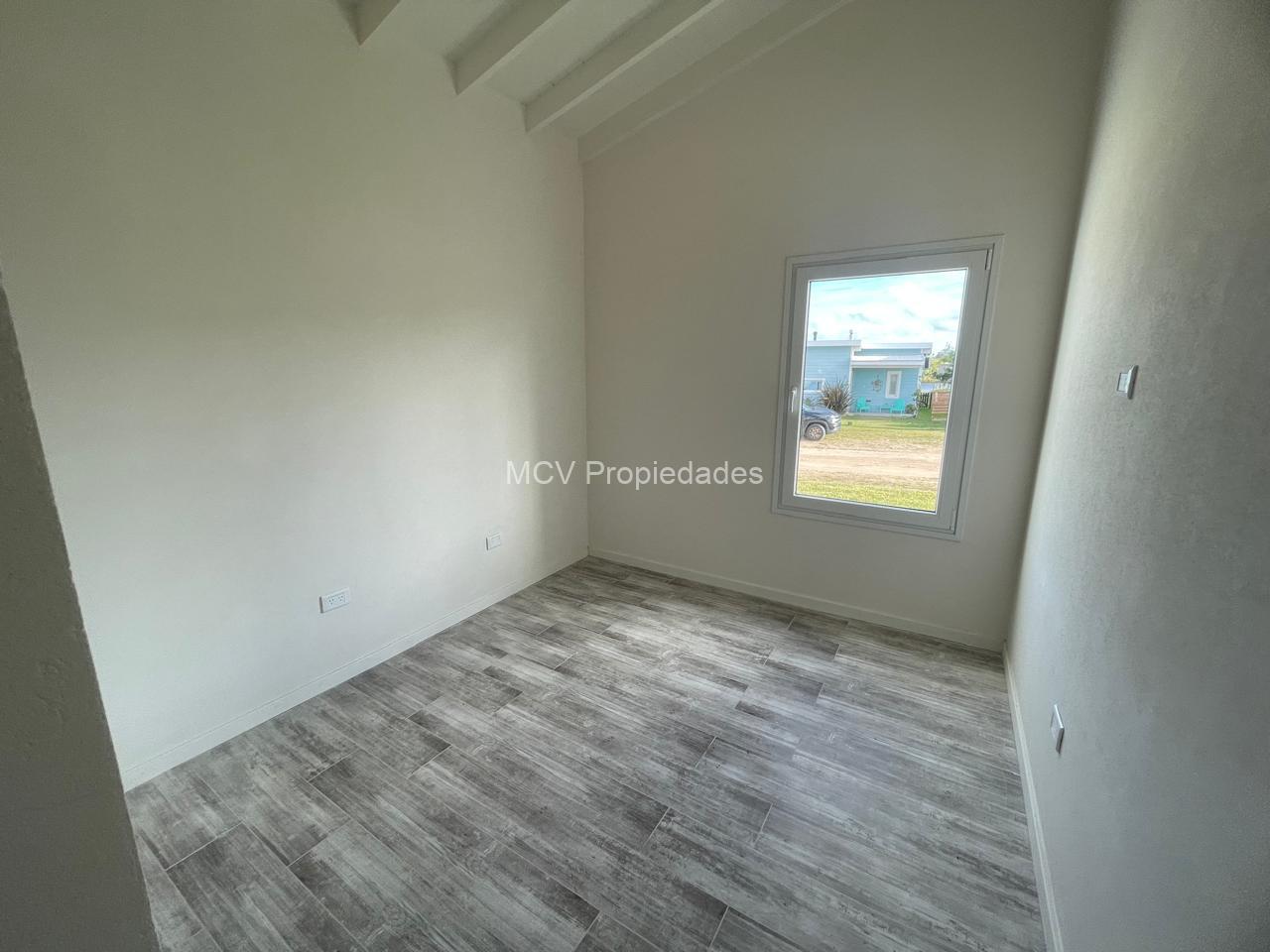 ECUESTRE 360 a Estrenar! Estilo Californiana 4 Dorm con Piscina — foto 11