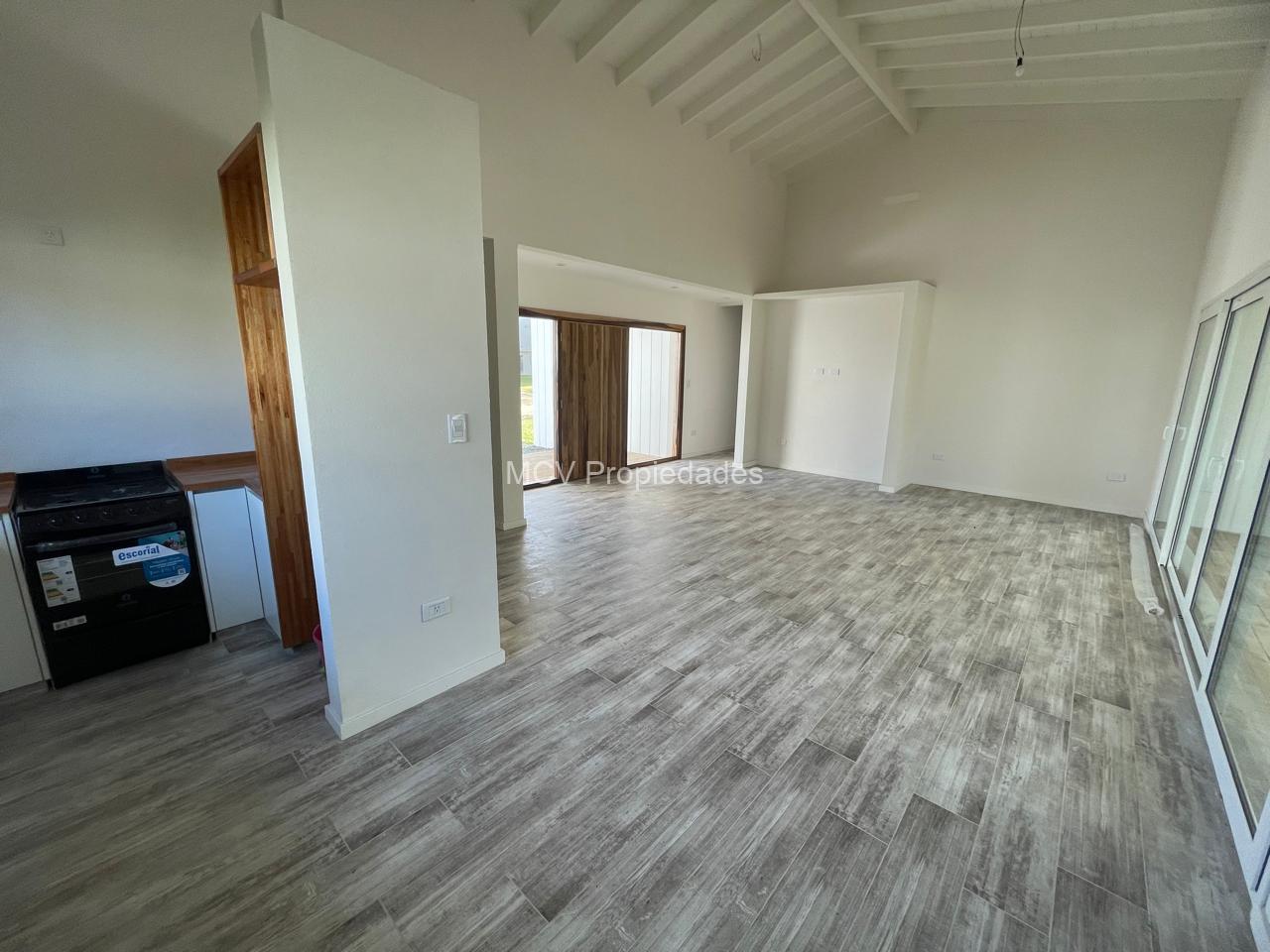 ECUESTRE 360 a Estrenar! Estilo Californiana 4 Dorm con Piscina — foto 16