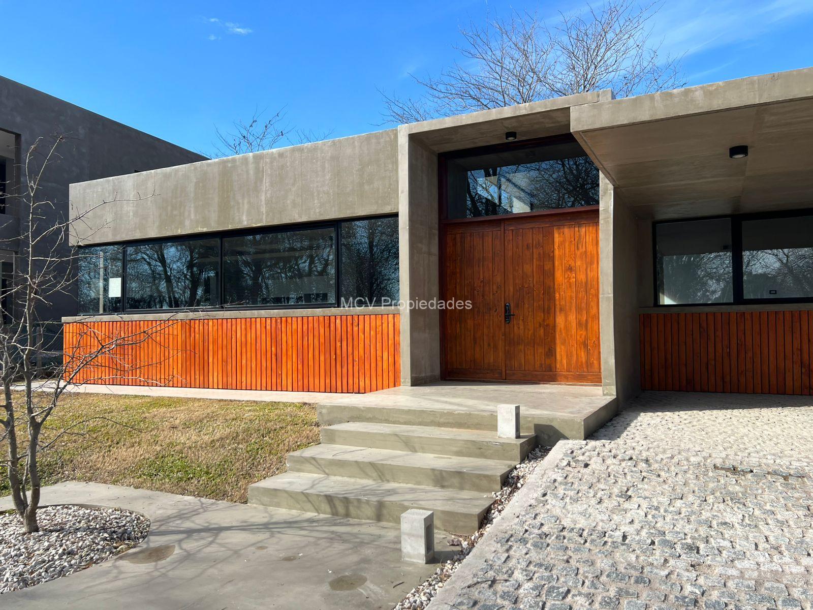 FINCAS DE HUDSON - UNA PLANTA A ESTRENAR! - 3 dorm c/pileta