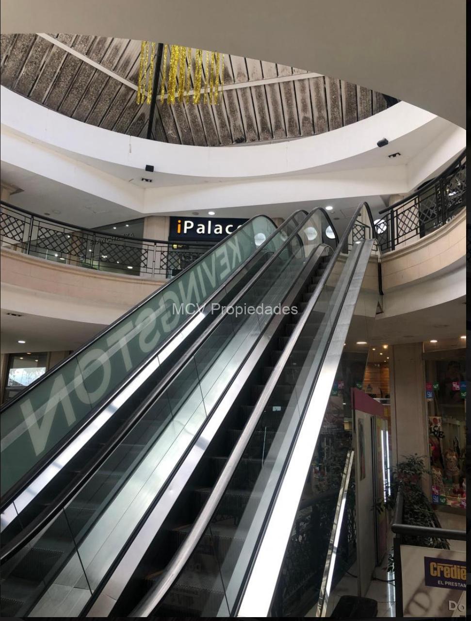 LOCAL - Shopping Hudson Plaza Comercial - 1er piso al subir la escalera mecánica — foto 3