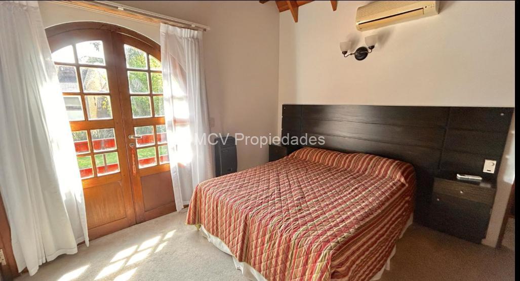 CLUB EL CARMEN- 3 dorm- Quinchazo c/amplio jardin y pileta — foto 23