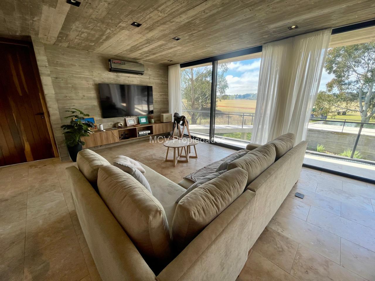 ECUESTRE 310 p/8/9 pax c/piscina a la cancha de polo, hormigon visto -de diseño — foto 22