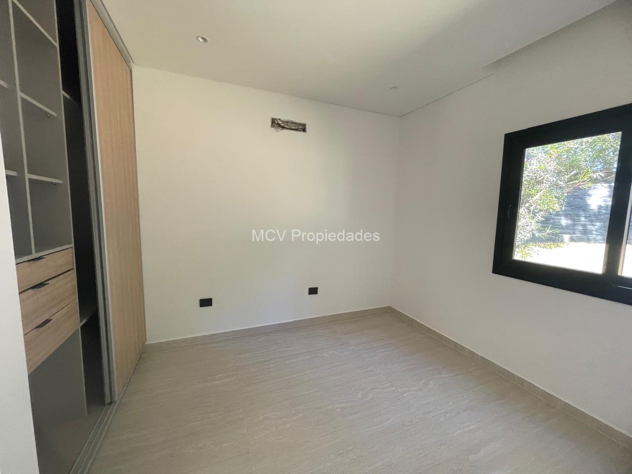 RESIDENCIAL I 211 - 4 dorm c/pileta VENTA!! — foto 6