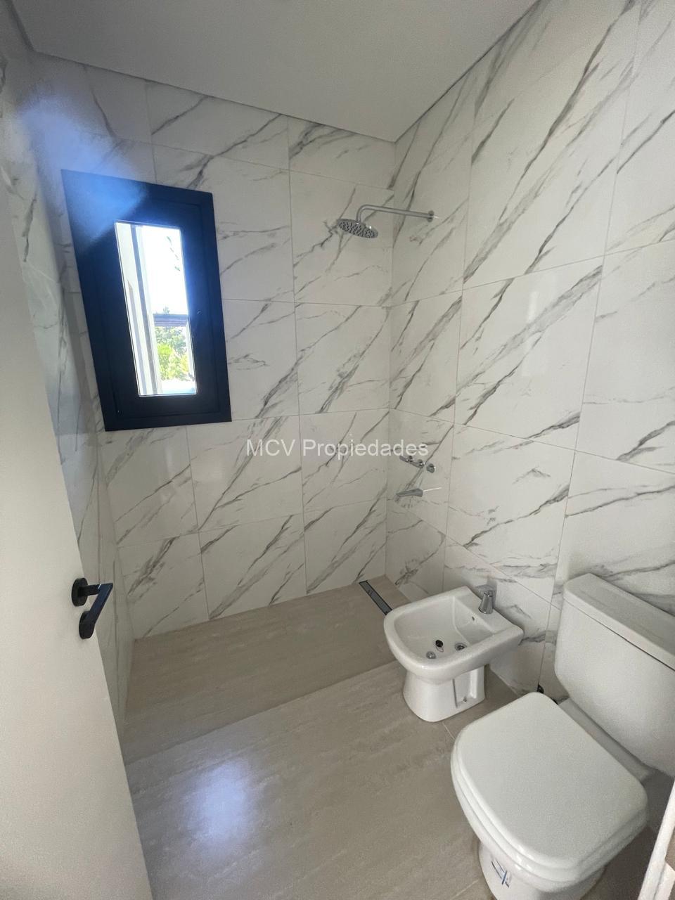 RESIDENCIAL I 211 - 4 dorm c/pileta VENTA!! — foto 12