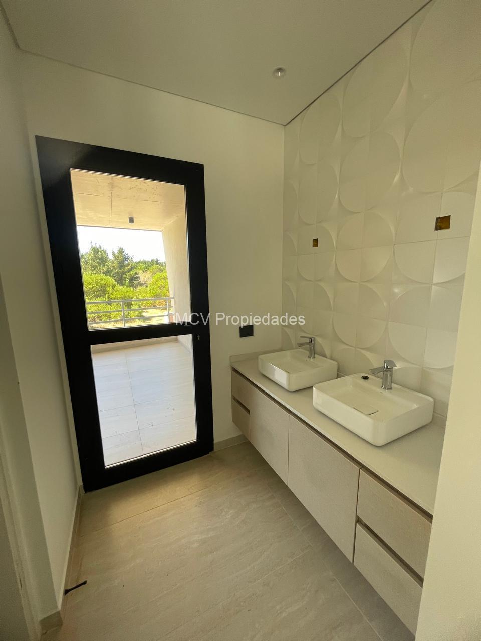 RESIDENCIAL I 211 - 4 dorm c/pileta VENTA!! — foto 15