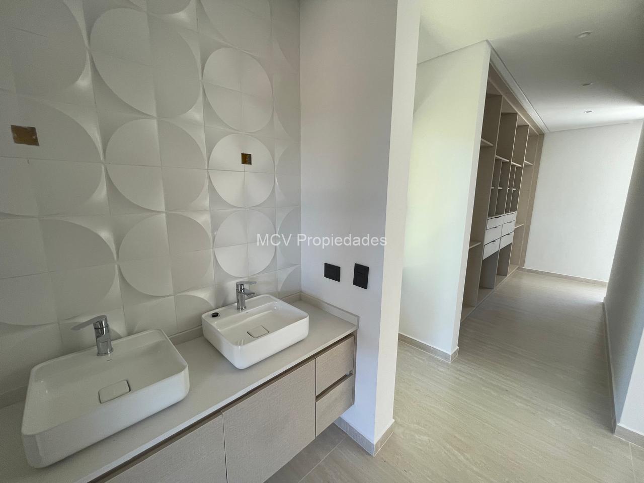 RESIDENCIAL I 211 - 4 dorm c/pileta VENTA!! — foto 18