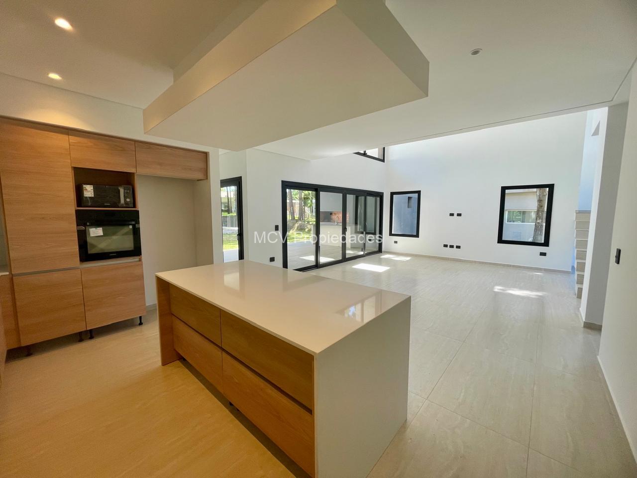RESIDENCIAL I 211 - 4 dorm c/pileta VENTA!! — foto 19