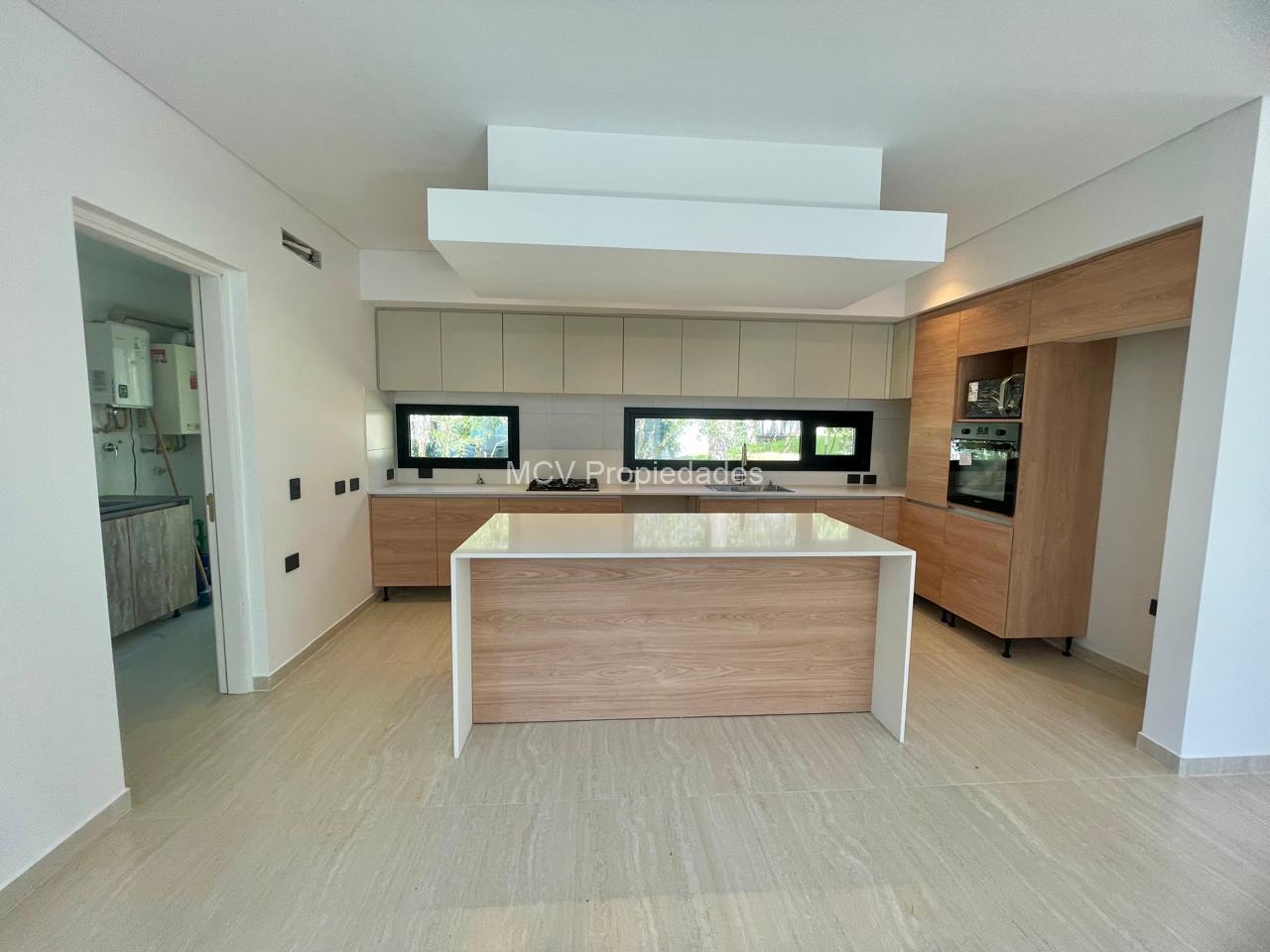 RESIDENCIAL I 211 - 4 dorm c/pileta VENTA!! — foto 24