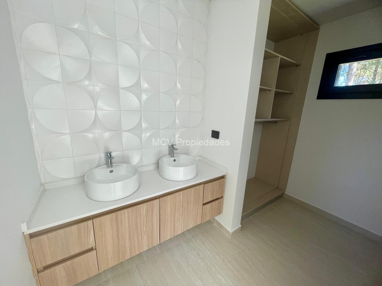 RESIDENCIAL I 211 - 4 dorm c/pileta VENTA!! — foto 26