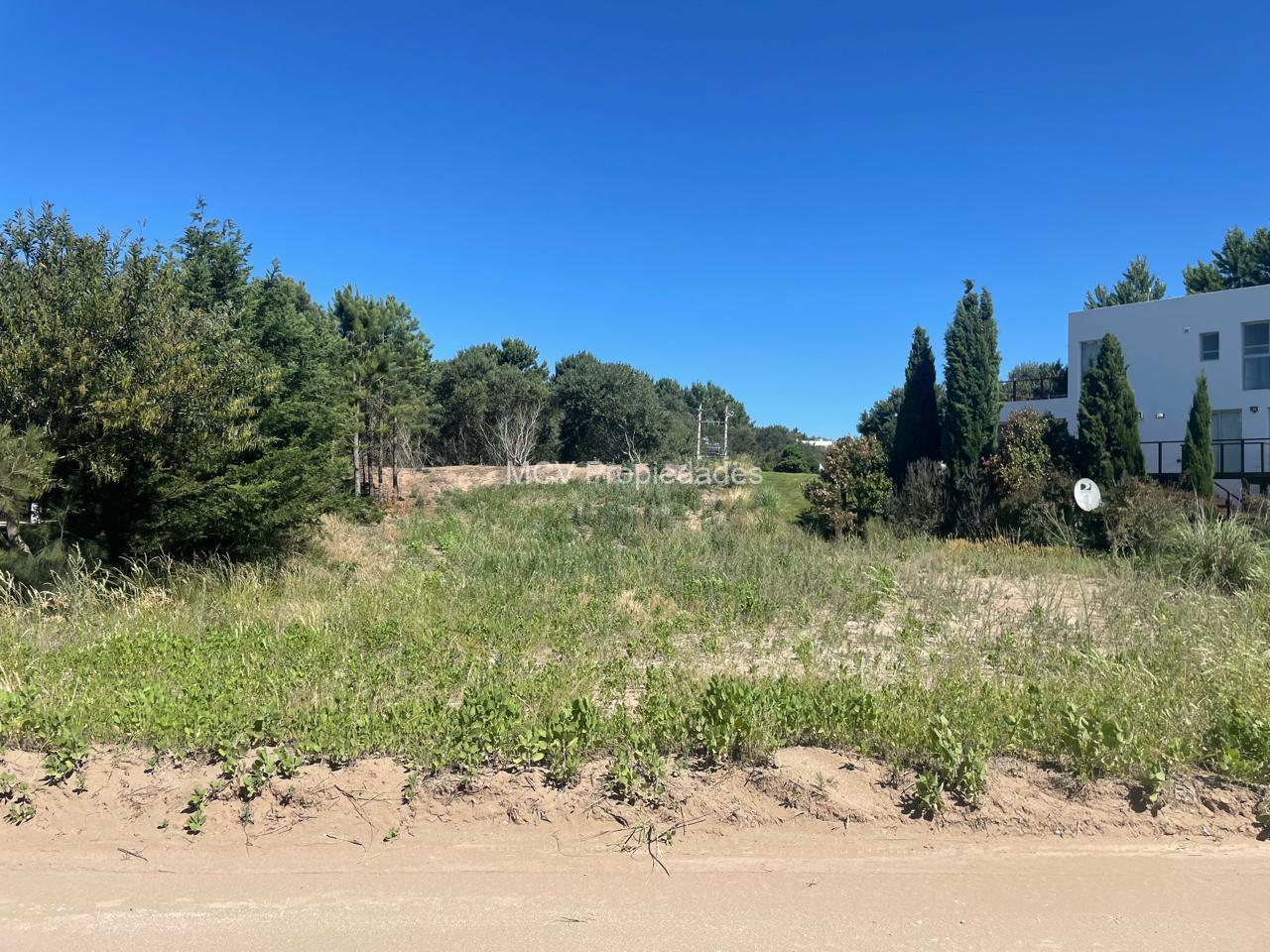RESIDENCIAL 1 440 – LOTE EN VENTA! — foto 4