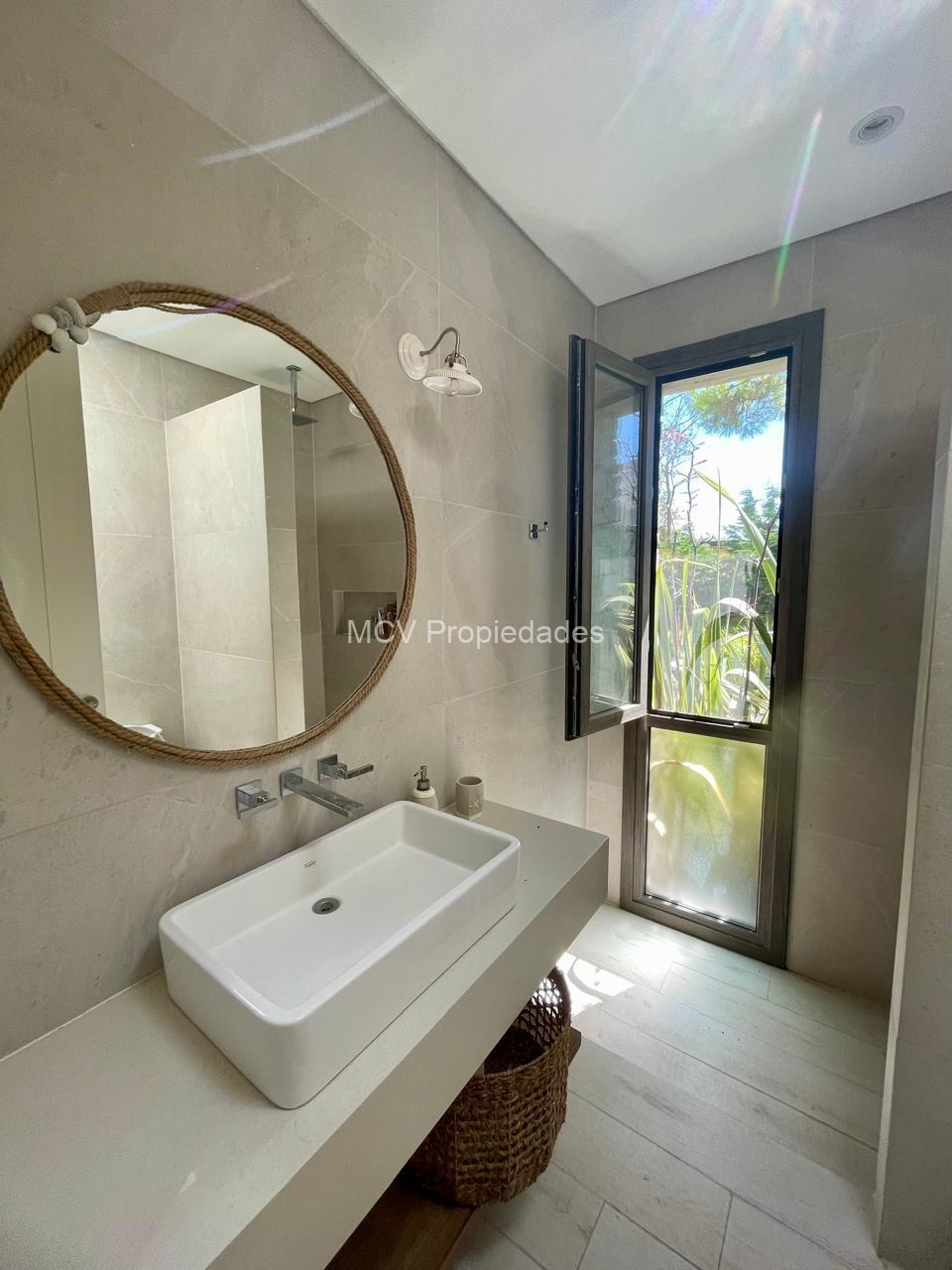 MARITIMO II 79 casa Premium frente al mar p/10 pax - 4 suites +play — foto 12