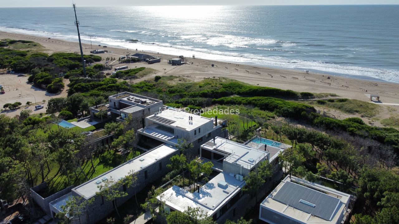 MARITIMO II 79 casa Premium frente al mar p/10 pax - 4 suites +play — foto 24