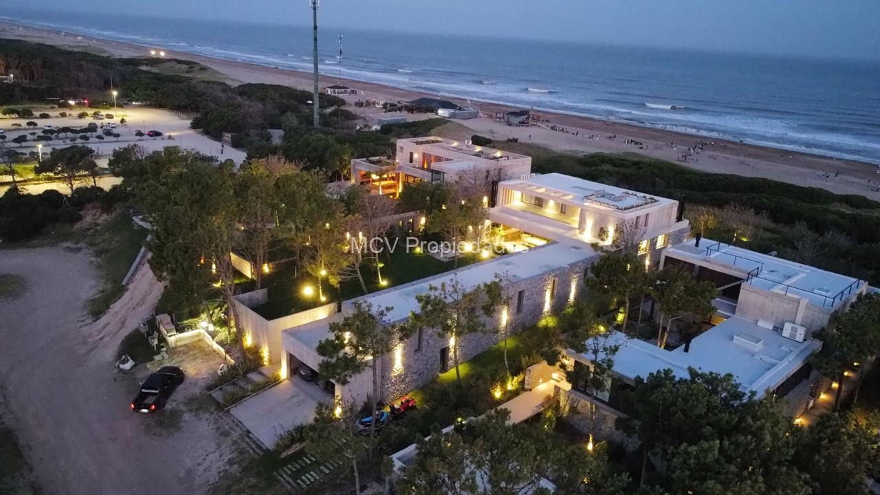 MARITIMO II 79 casa Premium frente al mar p/10 pax - 4 suites +play — foto 25