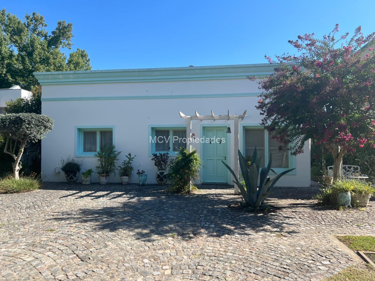 CLUB EL CARMEN - en una planta - 2 dorm c/pileta