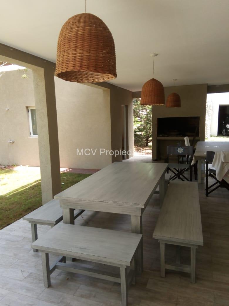 RESIDENCIAL 1 283 - 10/11 pax c/pileta cercada, 5 dorm +depen — foto 7