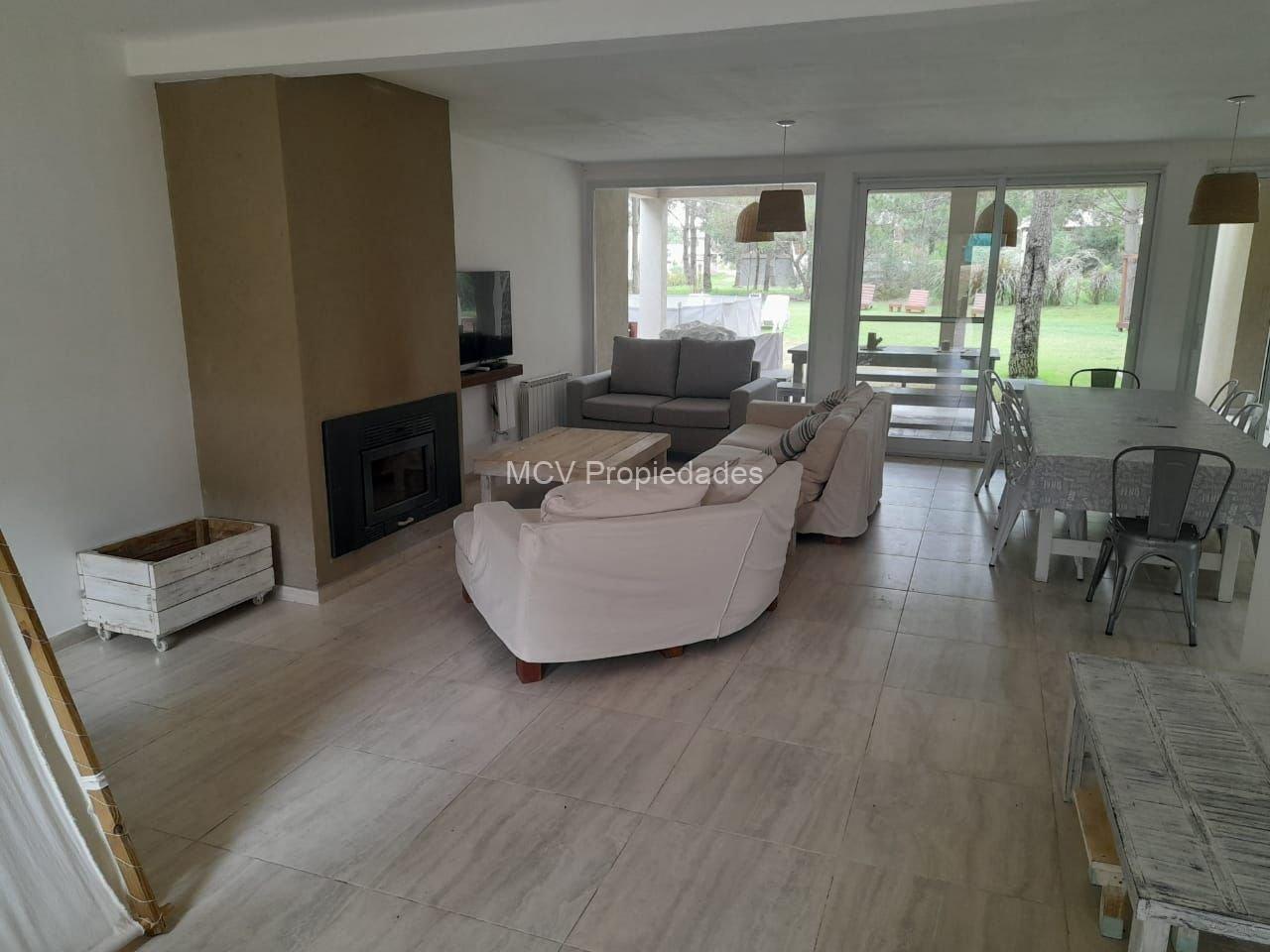 RESIDENCIAL 1 283 - 10/11 pax c/pileta cercada, 5 dorm +depen — foto 32