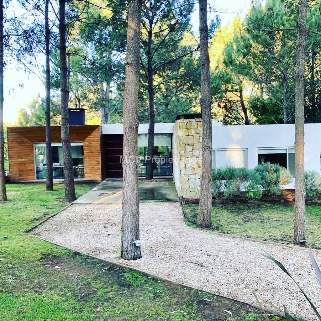 DEPORTIVA 306 - 3 dorm, losa radiante c/ gas natural