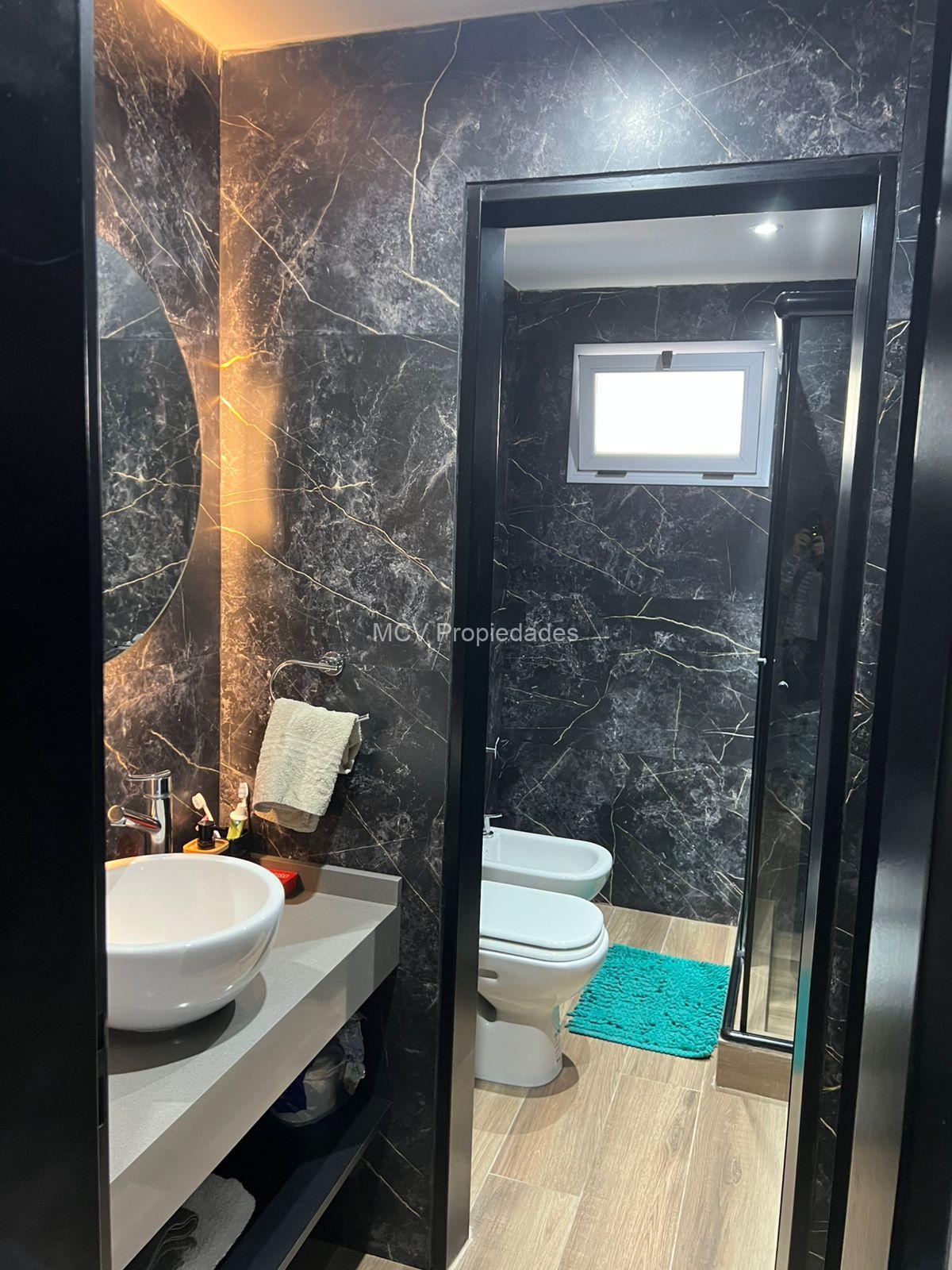 CLUB EL CARMEN - una planta 5 dorm c/pileta actualizada sobre lotazo — foto 10