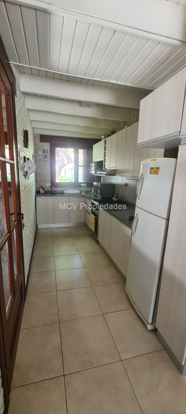 CLUB EL CARMEN - Cabaña Impecable con Pileta - 3 Dorm + Escrit — foto 16
